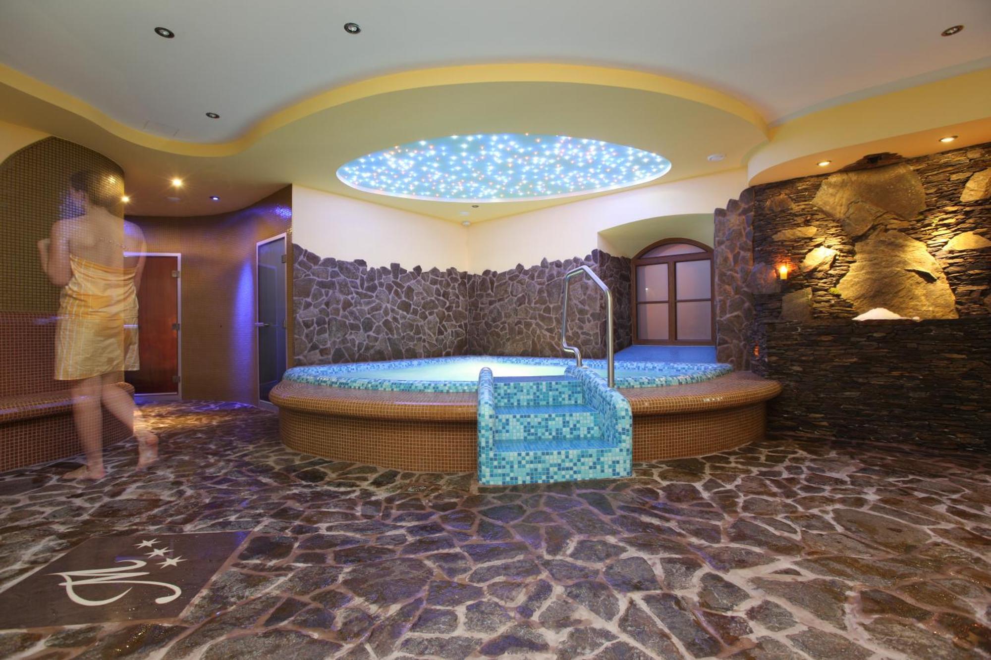 Hotel Majolika Modra Dış mekan fotoğraf