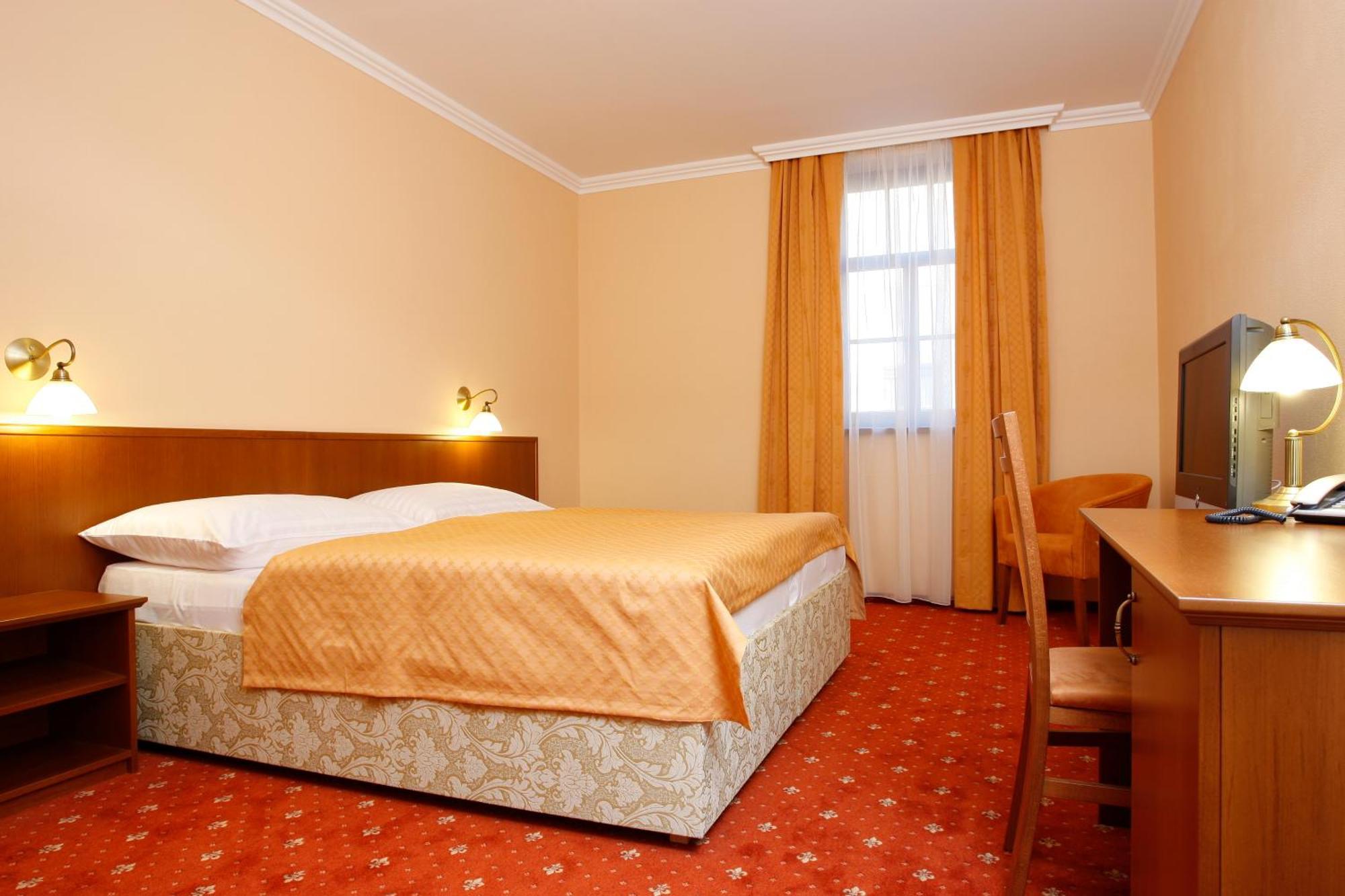 Hotel Majolika Modra Dış mekan fotoğraf