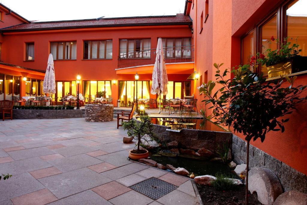 Hotel Majolika Modra Dış mekan fotoğraf