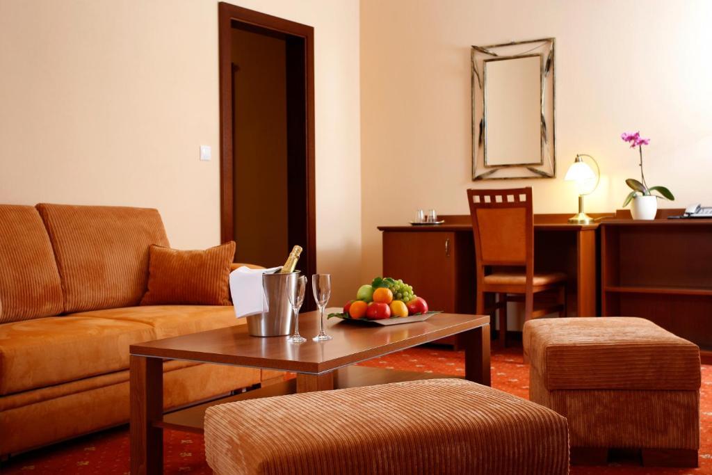 Hotel Majolika Modra Oda fotoğraf
