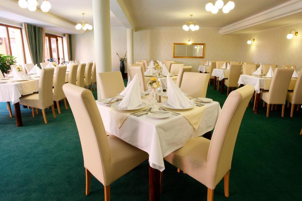Hotel Majolika Modra Dış mekan fotoğraf