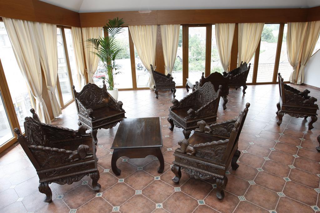 Hotel Majolika Modra Dış mekan fotoğraf