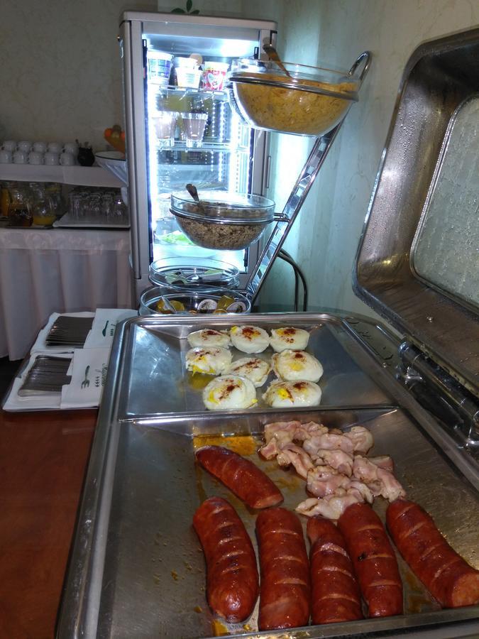 Hotel Majolika Modra Dış mekan fotoğraf