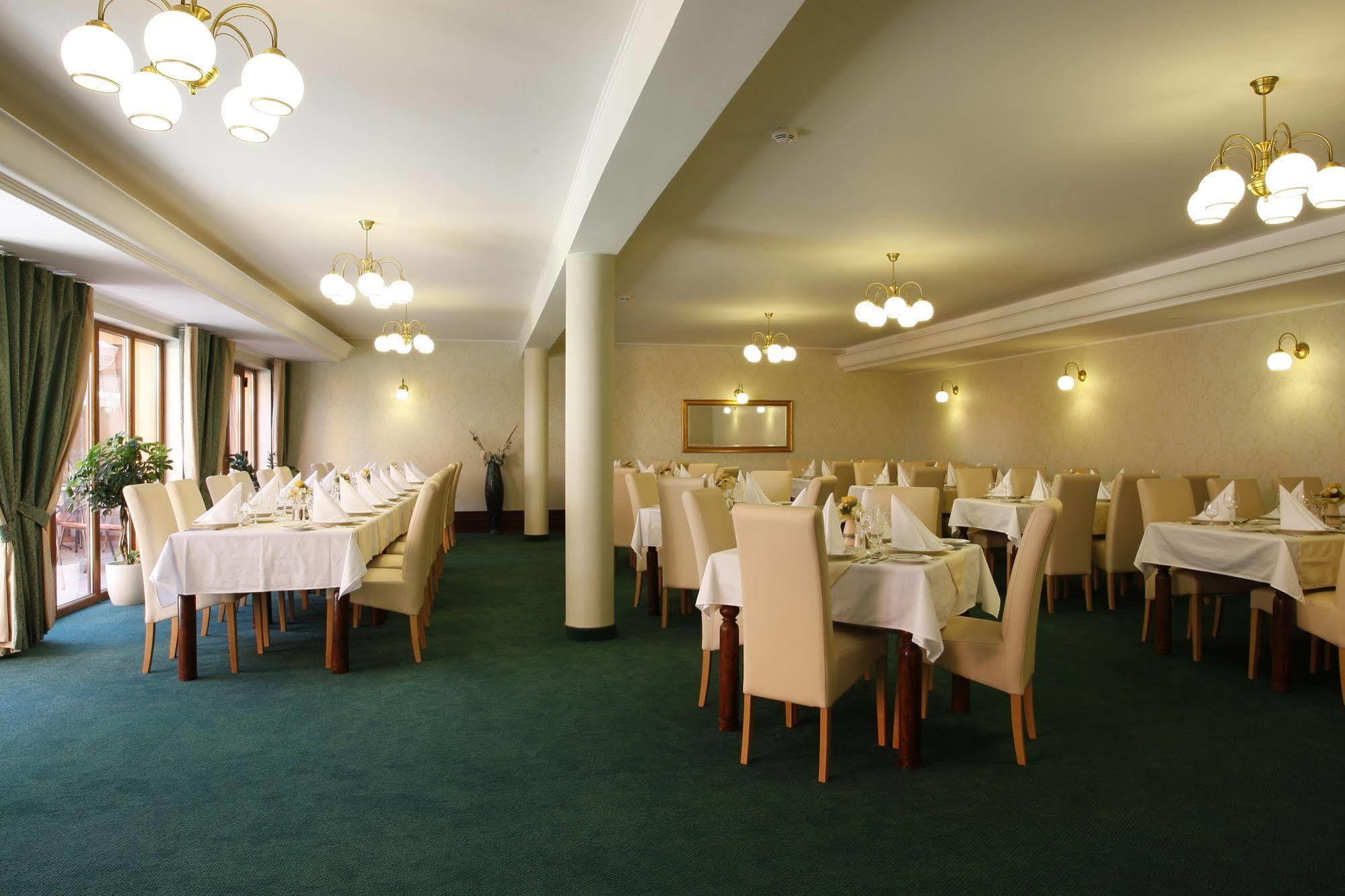Hotel Majolika Modra Dış mekan fotoğraf