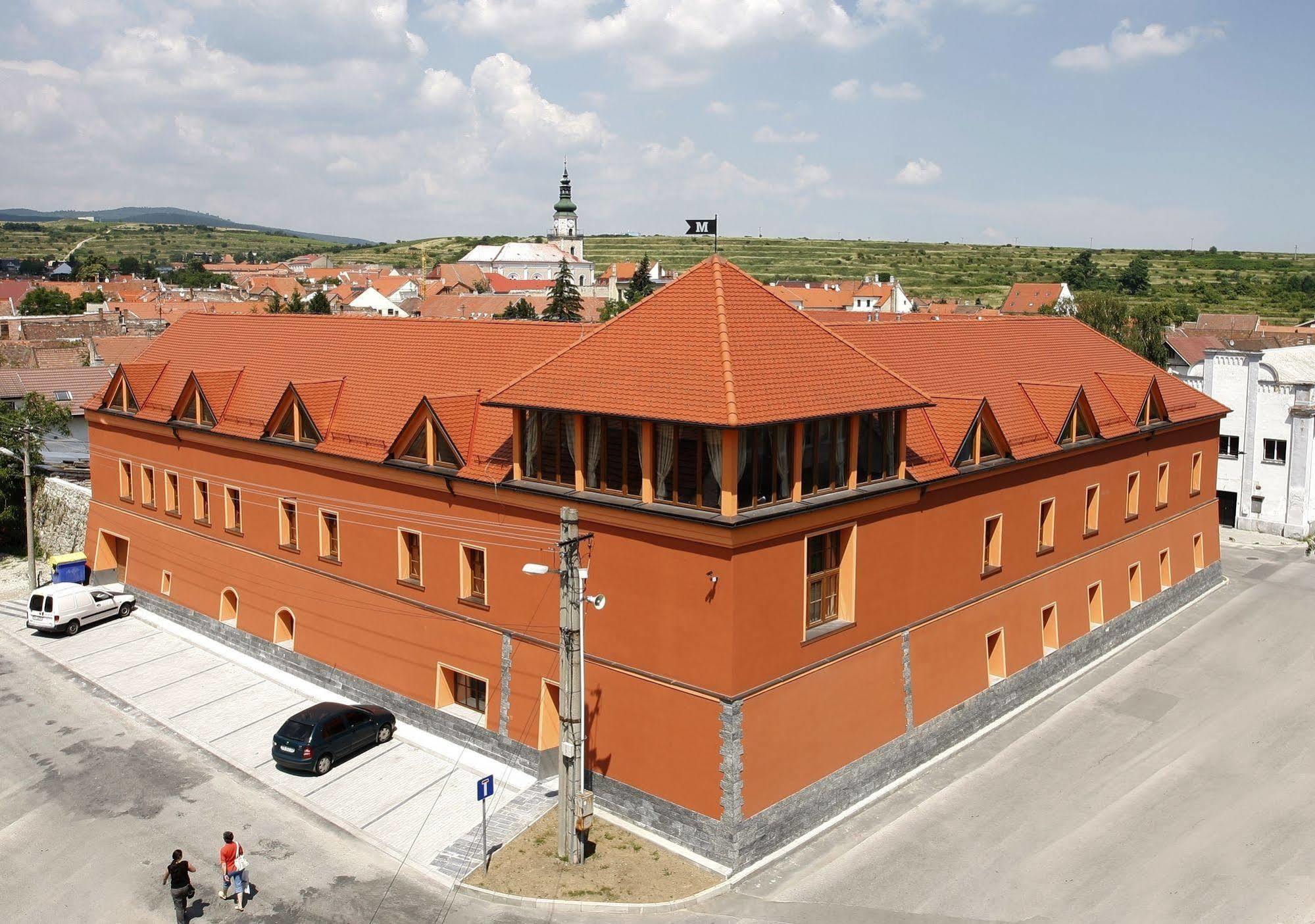 Hotel Majolika Modra Dış mekan fotoğraf